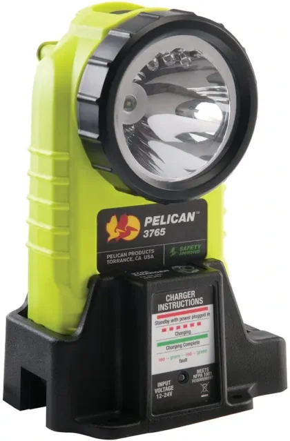 Pelican 3765 Right Angle Light (Rechargable)