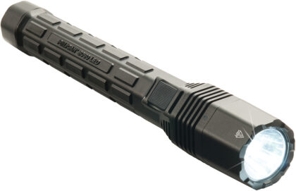 pelican-led-tactical-police-issue-flashlight