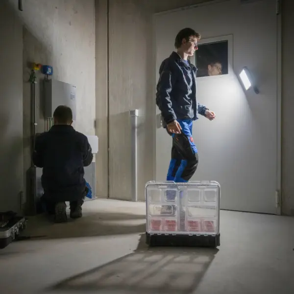Ledlenser AF8R Work Area Flood Light - Image 5